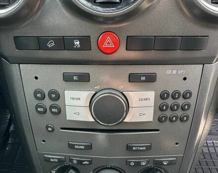 Серый Опель Антара, объемом двигателя 2 л и пробегом 273 тыс. км за 8900 $, фото 9 на Automoto.ua