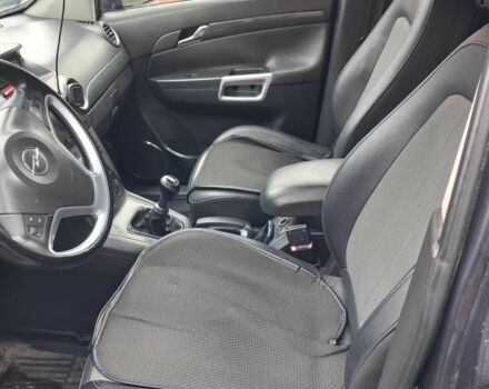 Серый Опель Антара, объемом двигателя 2 л и пробегом 304 тыс. км за 8500 $, фото 7 на Automoto.ua