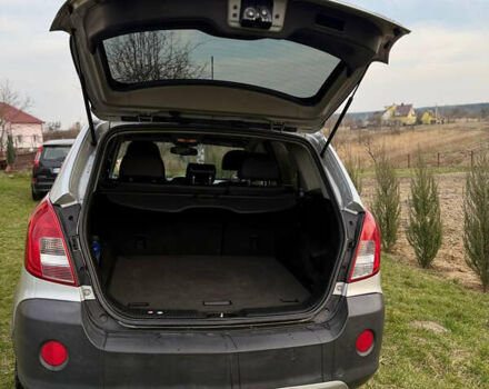 Серый Опель Антара, объемом двигателя 2.2 л и пробегом 241 тыс. км за 10699 $, фото 7 на Automoto.ua