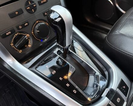 Серый Опель Антара, объемом двигателя 2.2 л и пробегом 198 тыс. км за 9000 $, фото 14 на Automoto.ua