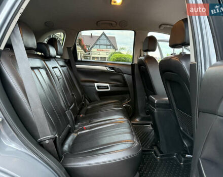 Серый Опель Антара, объемом двигателя 2.2 л и пробегом 198 тыс. км за 8750 $, фото 92 на Automoto.ua