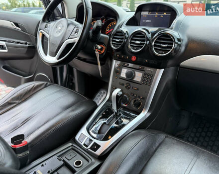 Серый Опель Антара, объемом двигателя 2.2 л и пробегом 198 тыс. км за 8750 $, фото 85 на Automoto.ua