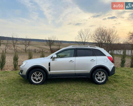 Сірий Опель Антара, об'ємом двигуна 2.23 л та пробігом 242 тис. км за 8700 $, фото 2 на Automoto.ua