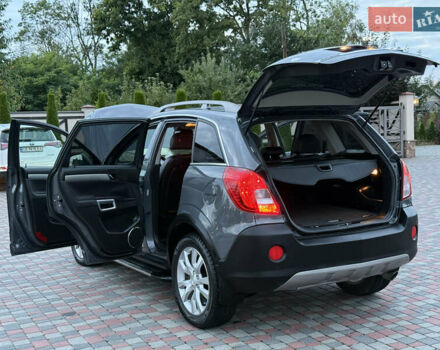 Серый Опель Антара, объемом двигателя 2.2 л и пробегом 198 тыс. км за 8750 $, фото 117 на Automoto.ua