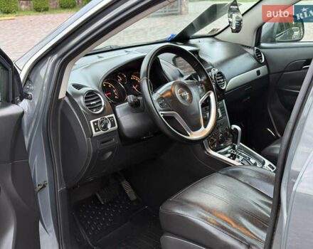 Серый Опель Антара, объемом двигателя 2.2 л и пробегом 198 тыс. км за 8750 $, фото 66 на Automoto.ua