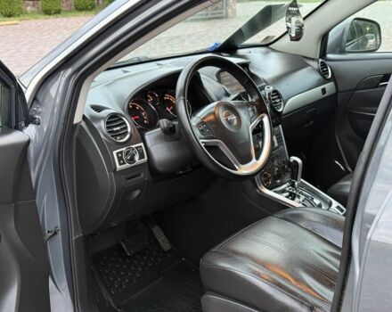 Серый Опель Антара, объемом двигателя 2.2 л и пробегом 198 тыс. км за 9000 $, фото 10 на Automoto.ua