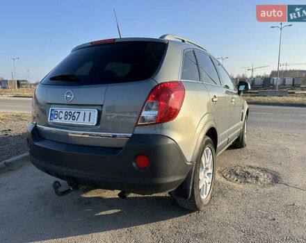 Серый Опель Антара, объемом двигателя 2.2 л и пробегом 200 тыс. км за 10500 $, фото 3 на Automoto.ua