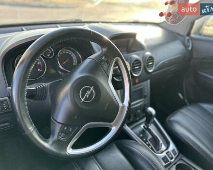 Серый Опель Антара, объемом двигателя 2.2 л и пробегом 200 тыс. км за 10500 $, фото 9 на Automoto.ua