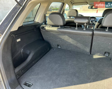 Серый Опель Антара, объемом двигателя 2.2 л и пробегом 243 тыс. км за 10550 $, фото 21 на Automoto.ua