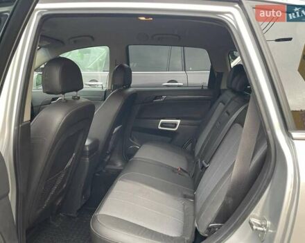 Серый Опель Антара, объемом двигателя 2.4 л и пробегом 153 тыс. км за 12000 $, фото 2 на Automoto.ua