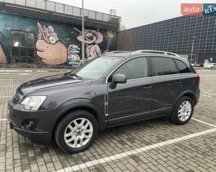 Серый Опель Антара, объемом двигателя 2.2 л и пробегом 208 тыс. км за 10850 $, фото 7 на Automoto.ua