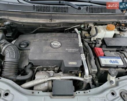 Серый Опель Антара, объемом двигателя 2.23 л и пробегом 212 тыс. км за 10900 $, фото 16 на Automoto.ua