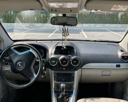 Серый Опель Антара, объемом двигателя 2.2 л и пробегом 167 тыс. км за 10900 $, фото 9 на Automoto.ua