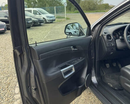 Серый Опель Антара, объемом двигателя 2.2 л и пробегом 206 тыс. км за 11555 $, фото 18 на Automoto.ua