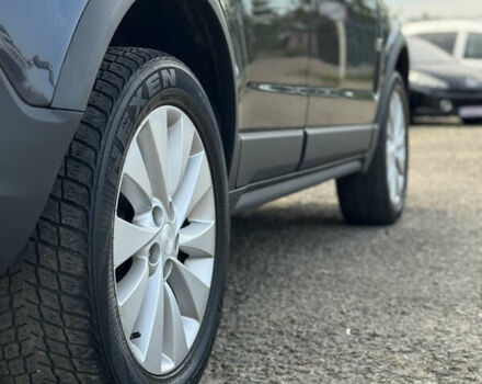 Серый Опель Антара, объемом двигателя 2.2 л и пробегом 206 тыс. км за 11555 $, фото 16 на Automoto.ua