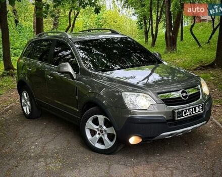 Серый Опель Антара, объемом двигателя 2 л и пробегом 235 тыс. км за 8850 $, фото 1 на Automoto.ua