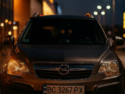Серый Опель Антара, объемом двигателя 1.99 л и пробегом 218 тыс. км за 8600 $, фото 1 на Automoto.ua