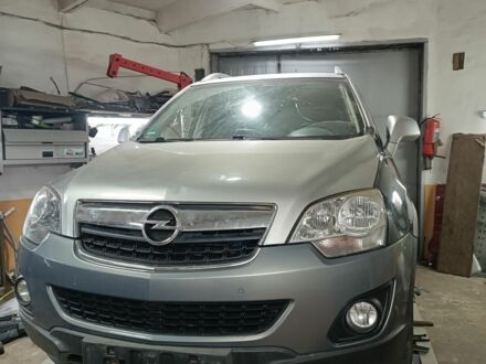 Серый Опель Антара, объемом двигателя 2.2 л и пробегом 240 тыс. км за 6600 $, фото 1 на Automoto.ua