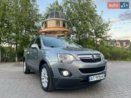 Серый Опель Антара, объемом двигателя 2.23 л и пробегом 240 тыс. км за 12100 $, фото 1 на Automoto.ua