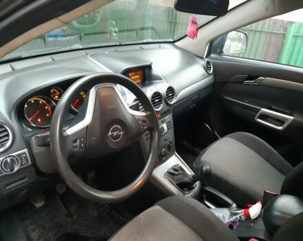 Синий Опель Антара, объемом двигателя 2 л и пробегом 263 тыс. км за 8000 $, фото 4 на Automoto.ua