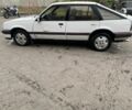 Белый Опель Аскона, объемом двигателя 2 л и пробегом 300 тыс. км за 849 $, фото 2 на Automoto.ua