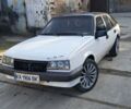 Білий Опель Аскона, об'ємом двигуна 1.6 л та пробігом 250 тис. км за 1100 $, фото 1 на Automoto.ua