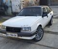 Білий Опель Аскона, об'ємом двигуна 1.6 л та пробігом 250 тис. км за 1100 $, фото 1 на Automoto.ua