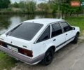 Белый Опель Аскона, объемом двигателя 1.6 л и пробегом 250 тыс. км за 1200 $, фото 4 на Automoto.ua
