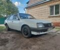 Белый Опель Аскона, объемом двигателя 1.8 л и пробегом 150 тыс. км за 500 $, фото 1 на Automoto.ua