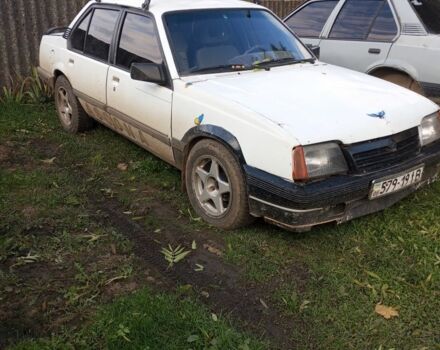 Опель Аскона 1987 в Коломые на Automoto.ua Белый Опель Аскона, объемом двигателя 8 л и пробегом 200 тыс. км за 900 $, фото 6 на Automoto.ua