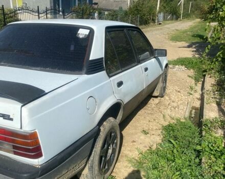 Опель Аскона 1986 в Калуше на Automoto.ua Белый Опель Аскона, объемом двигателя 1.6 л и пробегом 2 тыс. км за 750 $, фото 5 на Automoto.ua