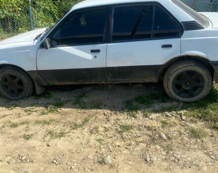 Опель Аскона 1986 в Калуше на Automoto.ua Белый Опель Аскона, объемом двигателя 1.6 л и пробегом 2 тыс. км за 750 $, фото 3 на Automoto.ua