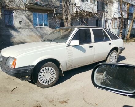 Білий Опель Аскона, об'ємом двигуна 2 л та пробігом 88 тис. км за 793 $, фото 1 на Automoto.ua