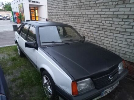 Опель Аскона 1986 в Ковель на Automoto.ua Белый Опель Аскона, объемом двигателя 1.8 л и пробегом 500 тыс. км за 968 $, фото 1 на Automoto.ua