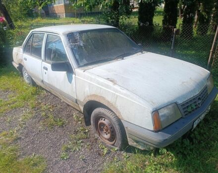 Білий Опель Аскона, об'ємом двигуна 1.6 л та пробігом 1000 тис. км за 449 $, фото 1 на Automoto.ua