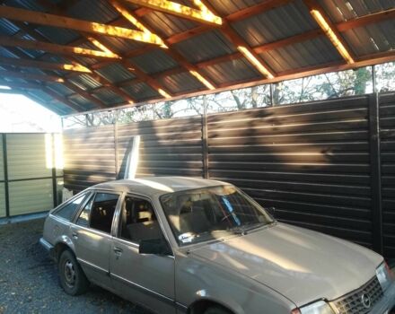 Бежевый Опель Аскона, объемом двигателя 0 л и пробегом 2 тыс. км за 1000 $, фото 2 на Automoto.ua