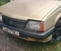 Бежевый Опель Аскона, объемом двигателя 1.6 л и пробегом 188 тыс. км за 500 $, фото 1 на Automoto.ua