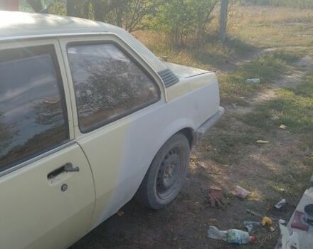 Бежевий Опель Аскона, об'ємом двигуна 1.3 л та пробігом 9 тис. км за 389 $, фото 11 на Automoto.ua