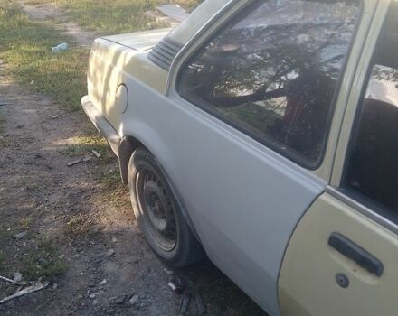 Бежевий Опель Аскона, об'ємом двигуна 1.3 л та пробігом 9 тис. км за 389 $, фото 10 на Automoto.ua