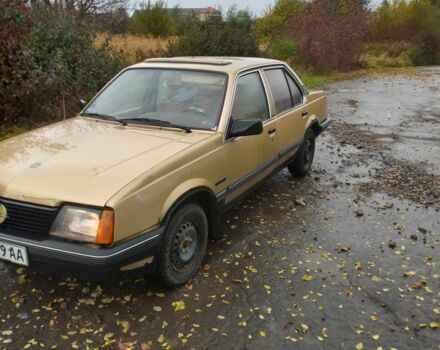 Бежевый Опель Аскона, объемом двигателя 1 л и пробегом 300 тыс. км за 350 $, фото 2 на Automoto.ua