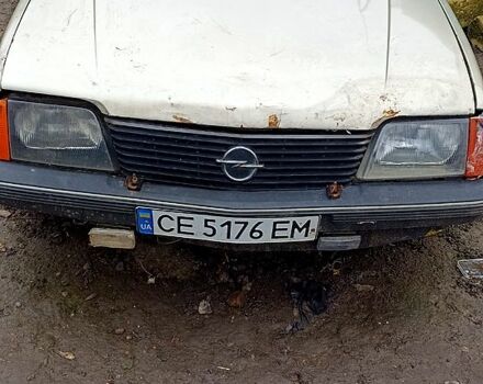 Бежевый Опель Аскона, объемом двигателя 1.6 л и пробегом 200 тыс. км за 500 $, фото 5 на Automoto.ua