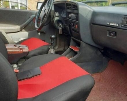 Бежевий Опель Аскона, об'ємом двигуна 1.6 л та пробігом 300 тис. км за 650 $, фото 5 на Automoto.ua