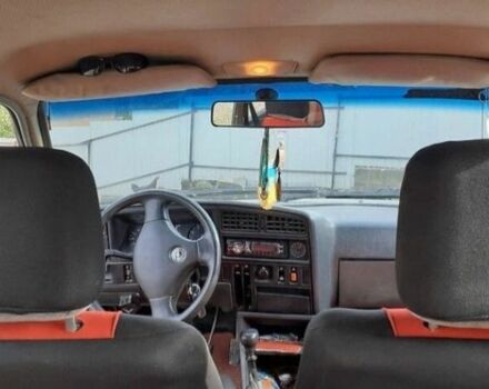 Бежевий Опель Аскона, об'ємом двигуна 1.6 л та пробігом 300 тис. км за 650 $, фото 4 на Automoto.ua