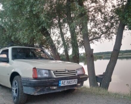 Бежевий Опель Аскона, об'ємом двигуна 1.3 л та пробігом 9 тис. км за 389 $, фото 1 на Automoto.ua