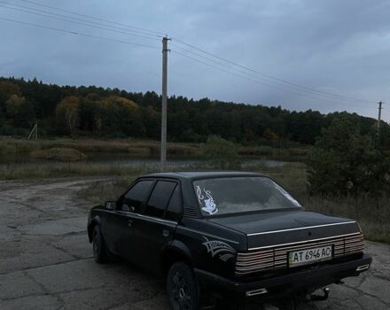 Черный Опель Аскона, объемом двигателя 1.6 л и пробегом 176 тыс. км за 450 $, фото 3 на Automoto.ua