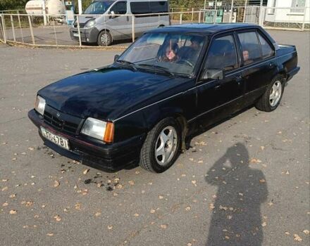 Опель Аскона 1987 в Глубокой на Automoto.ua Черный Опель Аскона, объемом двигателя 1.8 л и пробегом 253 тыс. км за 1000 $, фото 2 на Automoto.ua