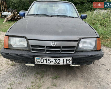 Опель Аскона 1986 в Монастыриске на Automoto.ua Черный Опель Аскона, объемом двигателя 0 л и пробегом 444 тыс. км за 299 $, фото 1 на Automoto.ua