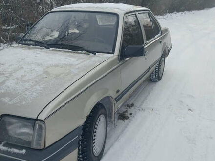 Черный Опель Аскона, объемом двигателя 0 л и пробегом 79 тыс. км за 1200 $, фото 1 на Automoto.ua