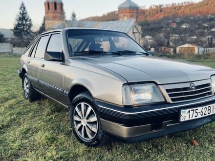 Опель Аскона 1986 в Могилев-Подольском на Automoto.ua Коричневый Опель Аскона, объемом двигателя 1.6 л и пробегом 3 тыс. км за 1300 $, фото 1 на Automoto.ua