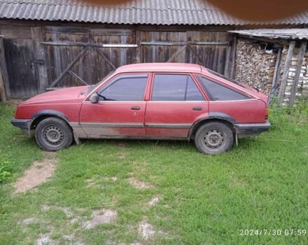 Опель Аскона 1985 в Владимир-Волынский на Automoto.ua Красный Опель Аскона, объемом двигателя 0 л и пробегом 80 тыс. км за 700 $, фото 3 на Automoto.ua